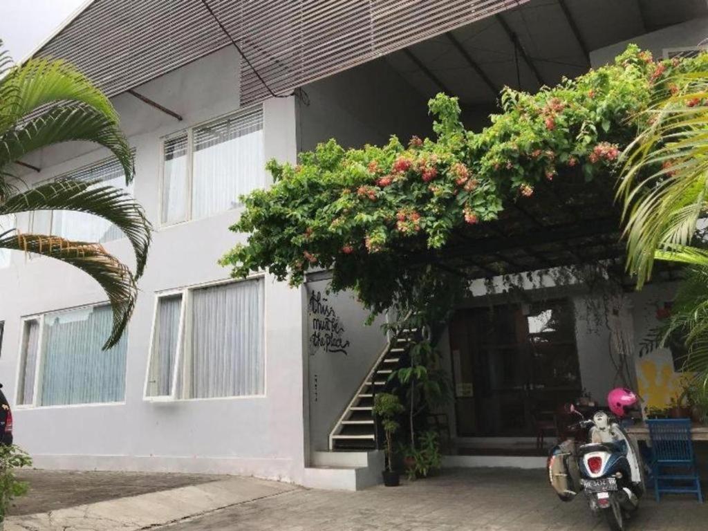 Matta Lodge Bali Jimbaran Zewnętrze zdjęcie
